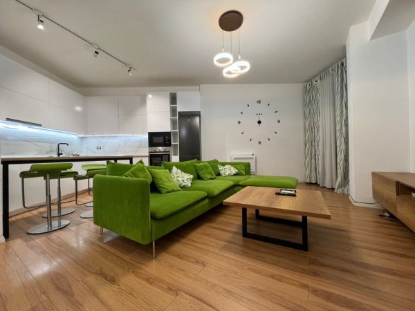 Tirane, jepet me qera apartament 2+1+Ballkon Kati 3, 120 m² 650 € (Astir)