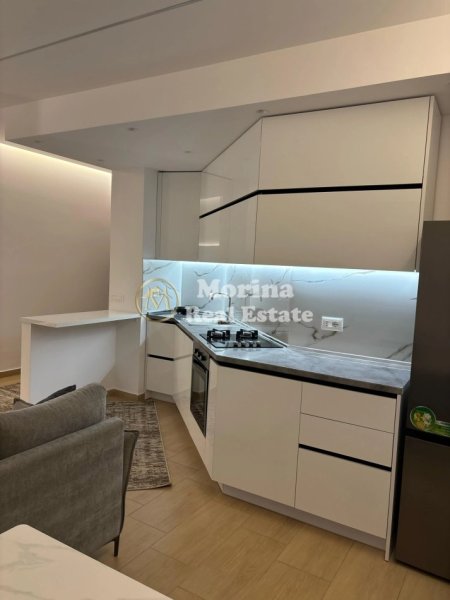 Tirane, jepet me qera apartament 1+1+Ballkon Kati 4, 70 m² 800 € (Kopshti Zoologjik)