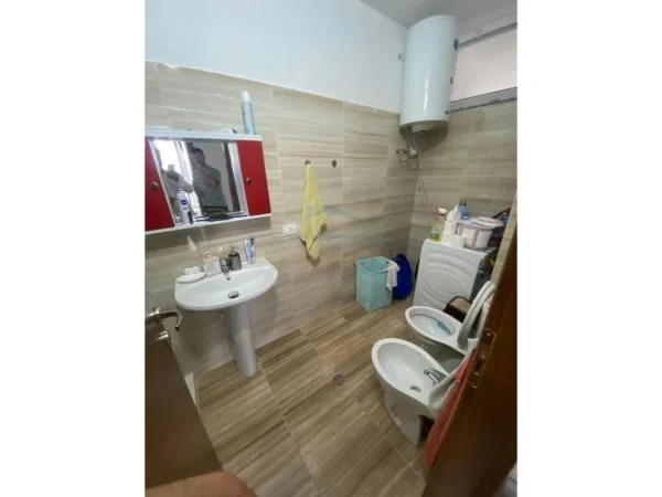 Durres, shitet apartament 3+1+Ballkon Kati 8, 120 m² 135.000 € (Shkozet, Durres)