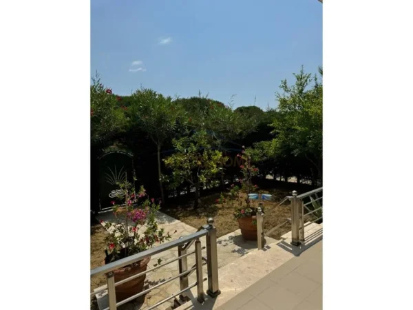 Durres, shitet apartament 2+1+Ballkon Kati 0, 162 m² 380.000 € (Lura 3, Gjiri i Lalzit)