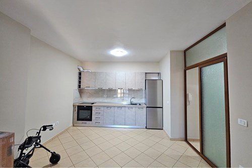 Shitet Apartament 1+1 – Yzberisht, 95.000 EURO. ID: 1001-46