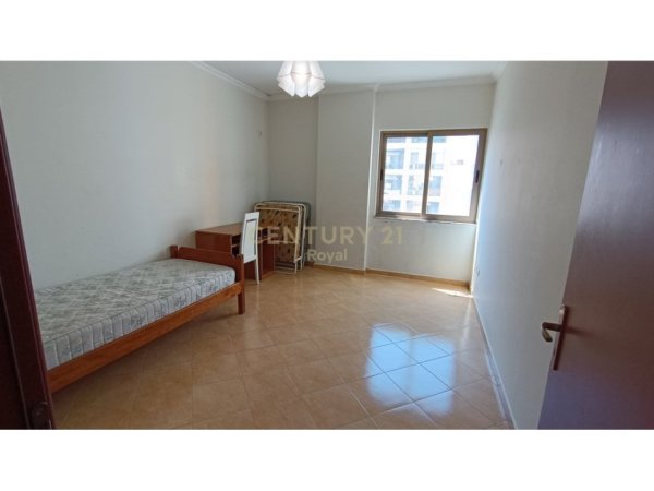 Tirane, shitet apartament 2+1 Kati 4, 105 m² 149.000 € (Astir)