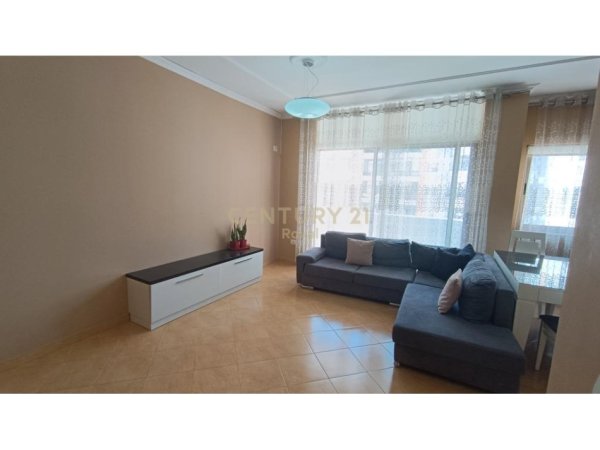 Tirane, shitet apartament 2+1 Kati 4, 105 m² 149.000 € (Astir)