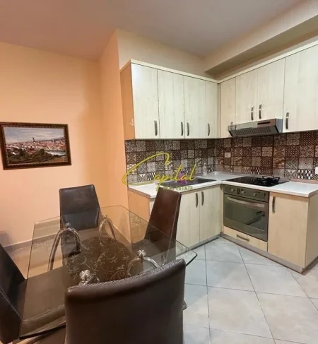 Tirane, jepet me qera apartament 2+1 Kati 3, 80 m² 550 € (KODRA E DIELLIT)