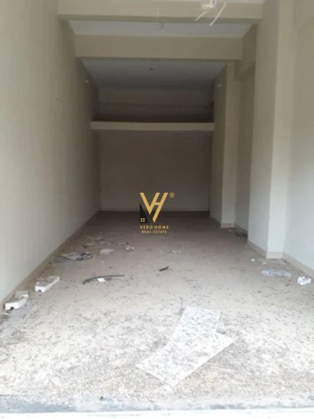 Tirane, jepet me qera dyqan Kati 0, 72 m² 1.500 € (RRUGA BARDHYL)