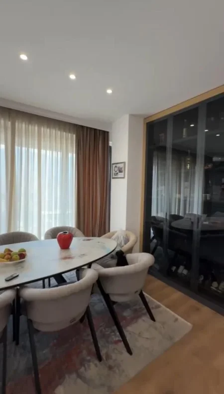 Tirane, shitet apartament 2+1+Ballkon Kati 10, 138 m² 285.000 € (Kompleksi ASL)