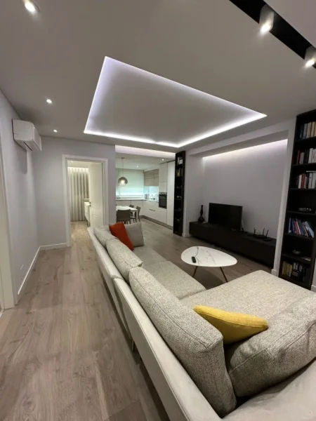 Tirane, jepet me qera apartament 2+1+Ballkon Kati 3, 90 m² 1.200 € (LIBRI UNIVERSITARE BLLOKU)