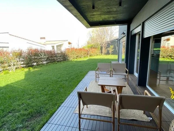 Tirane, shitet Vile 3 Katshe , 480 m² (long hill residence)