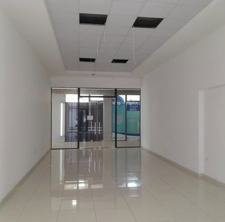 Tirane, jepet me qira Kati 0, 69 m²
