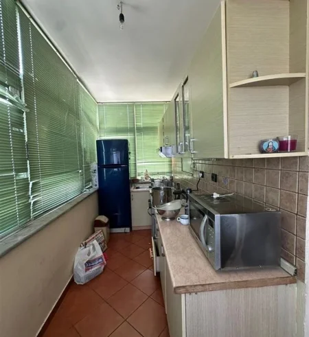 Tirane, shitet apartament 2+1 Kati 3, 117 m² 293.000 € (RRUGA E KAVAJES)