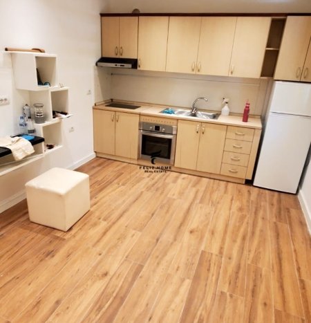 Tirane, jepet me qera apartament 2+1 Kati 1, 75 m² 650 € (5 MAJI)