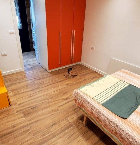 Tirane, jepet me qera apartament 2+1 Kati 1, 75 m² 650 € (5 MAJI)