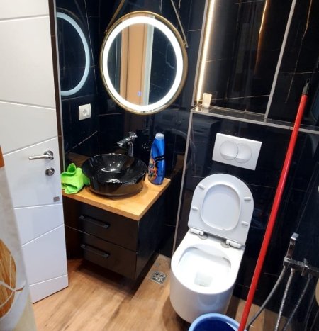 Tirane, jepet me qera apartament 2+1 Kati 1, 75 m² 650 € (5 MAJI)