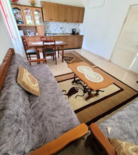 Kavaje, shitet shtepi 2+1+Ballkon Kati 1, 850 m² 45.000 € (Kavaje)