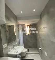Tirane, jepet me qera apartament 2+1 Kati 3, 70 m² 700 € (Mine Peza)