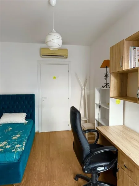 Tirane, jepet me qera apartament 2+1+Ballkon Kati 4, 100 m² 750 € (Fiori di Bosco)