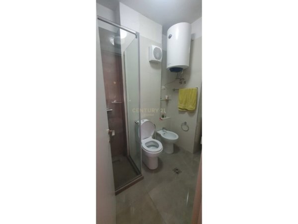 Tirane, jepet me qera apartament 2+1 Kati 2, 99 m² 550 € (Rruga e Ullishtes, Liqeni i Thatë, Tiranë)