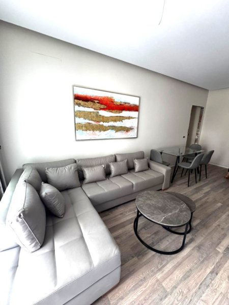 JEPET ME QERA SUPER APARTAMENT 1+1 NE RRUGEN E KOSOVAREVE  Kati 3, 65 m² 1.000 €