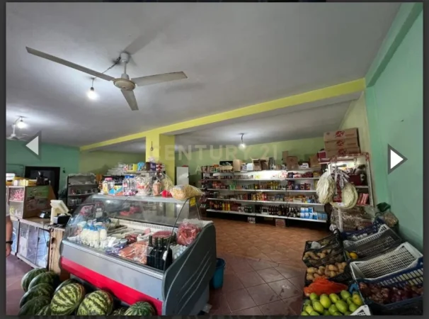 Durres, shitet Vile 4+1+Aneks+Ballkon Kati 2, 235 m² 220.000 € (Gjimnazi Dhosi Liperi)