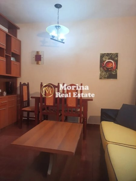 Tirane, jepet me qera apartament 1+1 Kati 1, 60 m² 350 € (Brryli)
