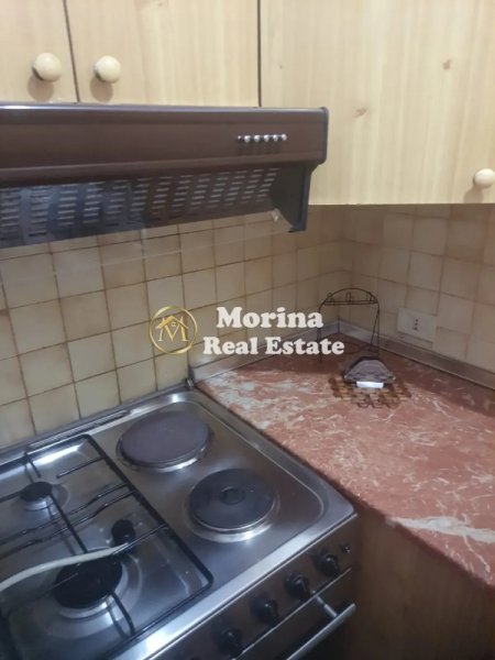 Tirane, jepet me qera apartament 1+1 Kati 1, 60 m² 350 € (Brryli)