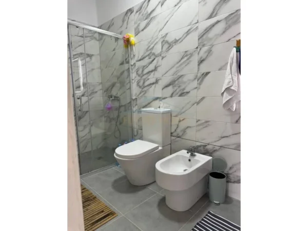 SHITET APARTAMENT 2+1 TEK LURA3, GJIRI I LALEZIT