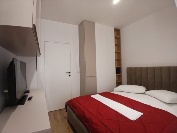 Tirane, jepet me qera garsonier Kati 0, 35 m² 400 € (rruga e barrikadave)