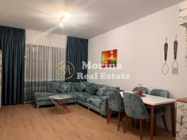 Tirane, jepet me qera apartament 1+1 Kati 5, 70 m² 460 € (Spitali Amerikan 3)