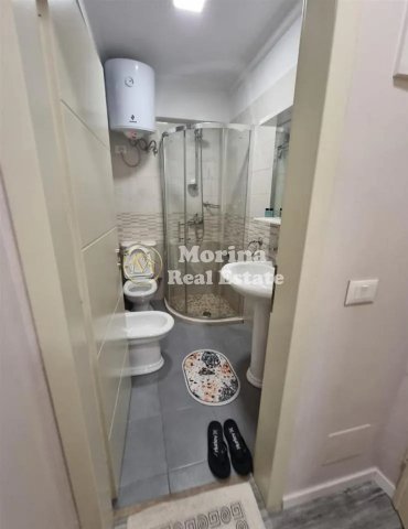 Tirane, jepet me qera apartament 1+1 Kati 2, 70 m² 800 € (Pazari i Ri)
