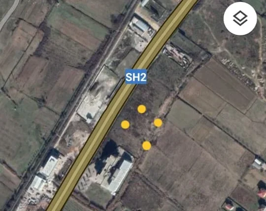 Tirane, shitet toke , 3.340 m² 300.000 € (Vore)