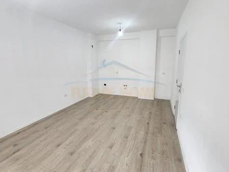 Tirane, shitet apartament 1+1 Kati 4, 64 m² 20.000.000 € 