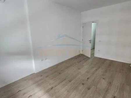 Tirane, shitet apartament 1+1 Kati 4, 64 m² 20.000.000 € 