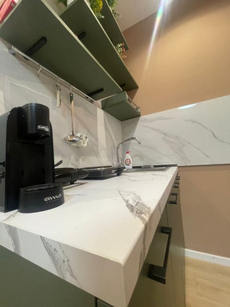 Tirane, jepet me qera garsonier 1+1 Kati 0, 54 m² 900 € (BULEVARDI ZOGU I PARE)