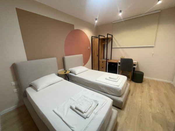 Tirane, jepet me qera garsonier 1+1 Kati 0, 54 m² 900 € (BULEVARDI ZOGU I PARE)