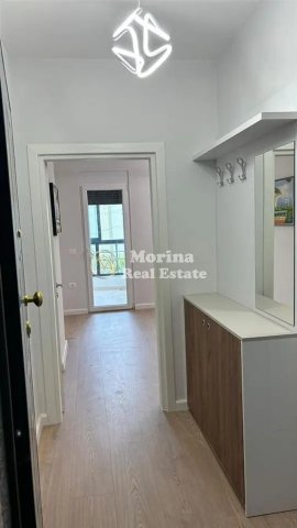 Tirane, jepet me qera apartament 1+1+Ballkon Kati 1, 65 m² 430 € (Rruga 5 Maji)