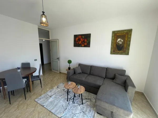 Durres, shes apartament 1+1+Ballkon Kati 8, 62 m² 65.000 € (SHITET Super Apartament • 1+1 + Ballkon 069 20 39 456 069 37 80 684 Kazazi ,Lagja 5 Durres)