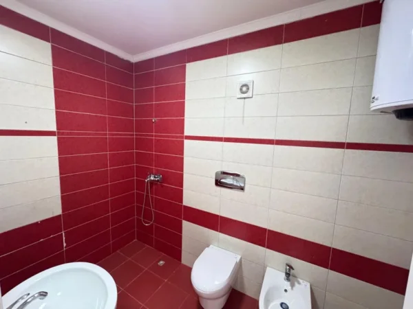 Tirane, shitet apartament 1+1 Kati 9, 64 m² 87.000 € 
