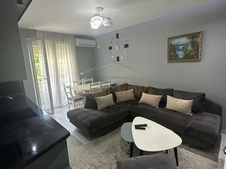 Tirane, shitet apartament 2+1 Kati 2, 63 m² 11.000.000 € 