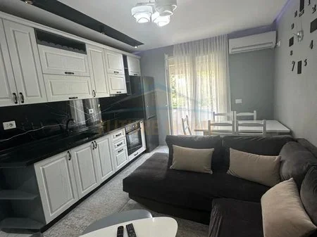 Tirane, shitet apartament 2+1 Kati 2, 63 m² 11.000.000 € 