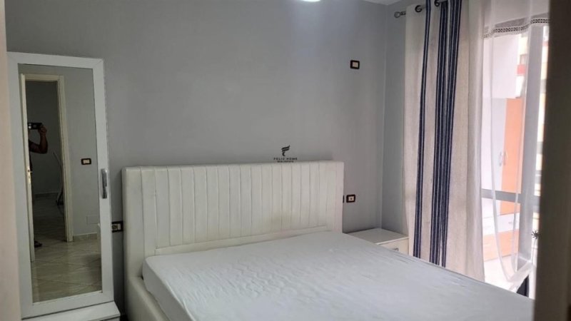 Tirane, jepet me qera apartament 1+1 Kati 4, 70 m² 500 € (ASTIR)