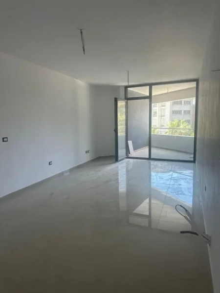 Durres, shitet apartament 2+1 , 138 m² 285.000 € (white hill residence)