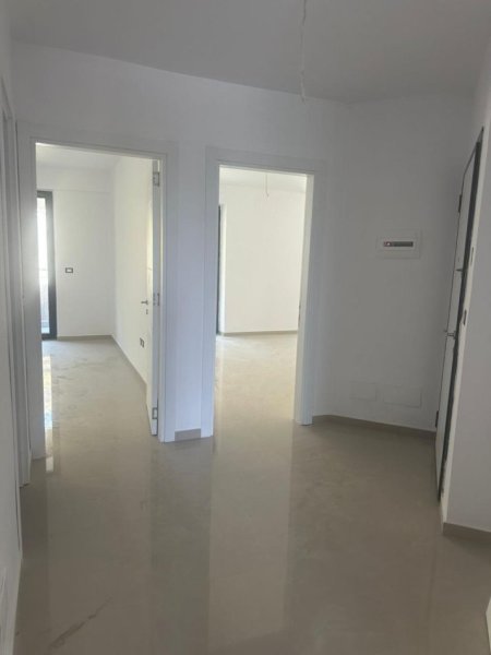 Durres, shitet apartament 2+1 , 138 m² 285.000 € (white hill residence)