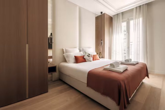 Tirane, shes apartament 1+1+Ballkon Kati 3, 74 m² 160.000 € (sali butka)
