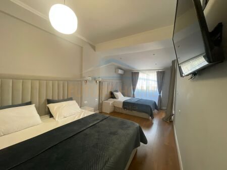 Tirane, jepet me qera apartament 1+1 Kati 4, 73 m² 900 € 