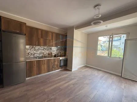 Tirane, shitet apartament 2+1 Kati 1, 78 m² 11.300.000 € 