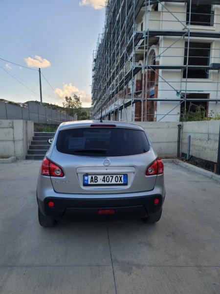 Tirane, shes makine Nissan qashqai Benzin+Gaz, gri metalizato automatik Klima 25.000 km 6.600 €