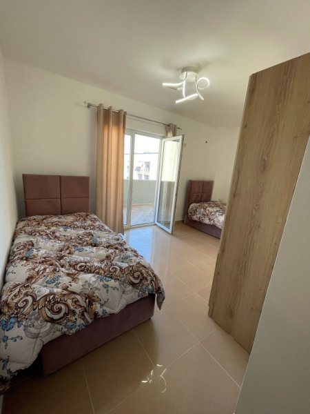 Tirane,prane UET, kompleksi Colombo, shitet apartament 2+1+Ballkon Kati 6, 122 m² 200.000 €