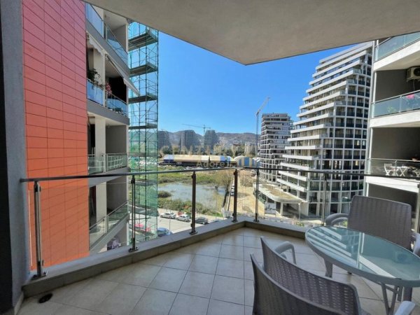 Tirane, jepet me qera apartament 2+1+Ballkon Kati 3, 1.400 € 