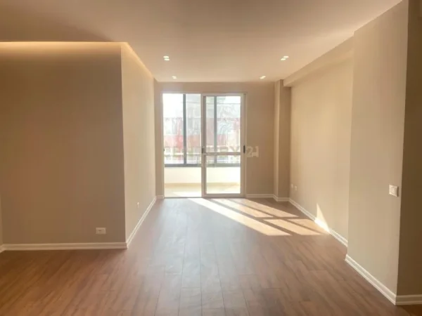 Tirane, shitet apartament 2+1+Ballkon Kati 9, 112 m² 140.000 € 