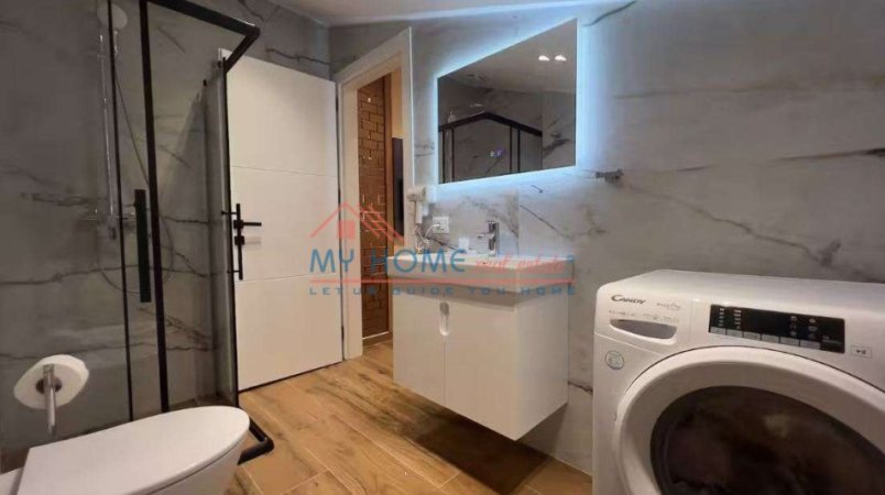 Tirane, shitet garsonier Kati 2, 152 m² 532.000 € (Stadiumi Dinamo)